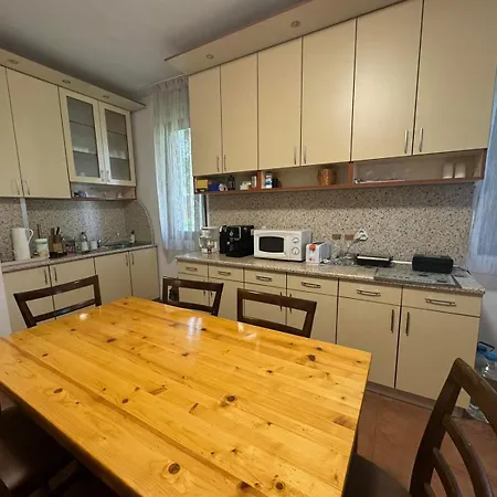 Moura Mountain & 4* בורובץ