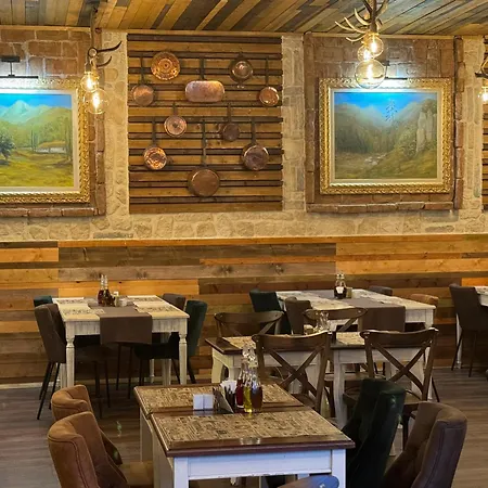 Moura Mountain & בורובץ