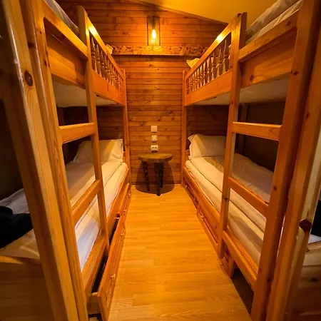 מלון Moura Mountain &