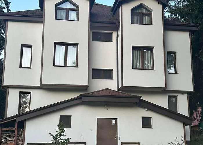 Moura Mountain & 4* Borowec