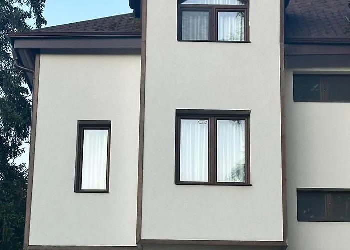 Moura Mountain & Hotel Borowec