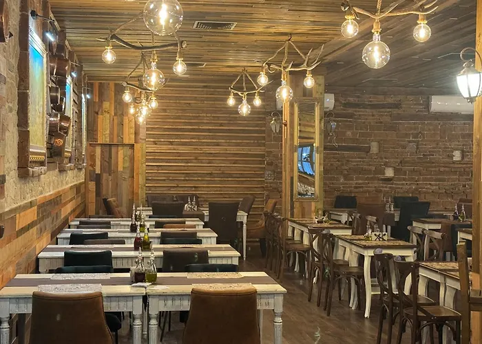 Moura Mountain & Hotel Borowec